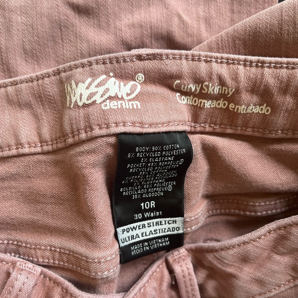 Mossimo size 10 regular skinny jeans